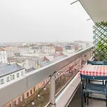 Charming Apartment With Balcony And View - 1Bdr 2P - 19Th Arr